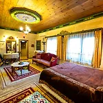 Sofa Отель 3*