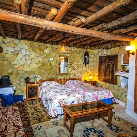 Ξενοδοχείο Sofa 3*